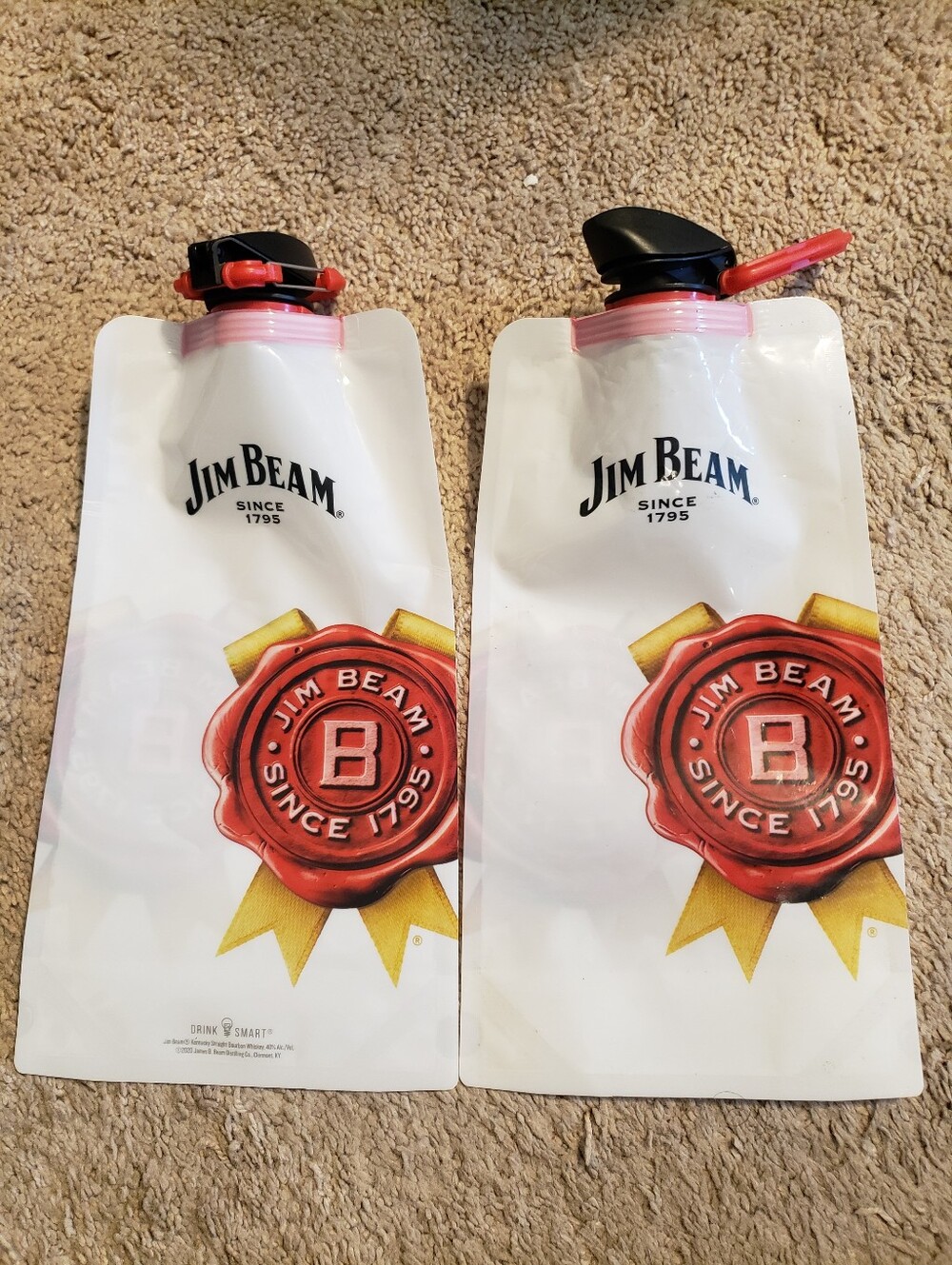 2 Pk Jim Bean White & Red Jim Bean Collapsible Water Bottles w Carabiner